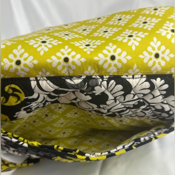 Vera Bradley Baroque Patterned Lap Top Bag With Handles -Excellent Condition - Picture 2 of 13
